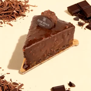 crunchy-ferrero-pastry